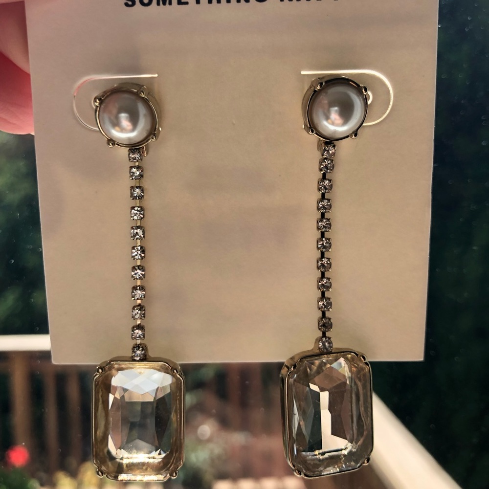 Something Navy cubic and pearl drop earrings